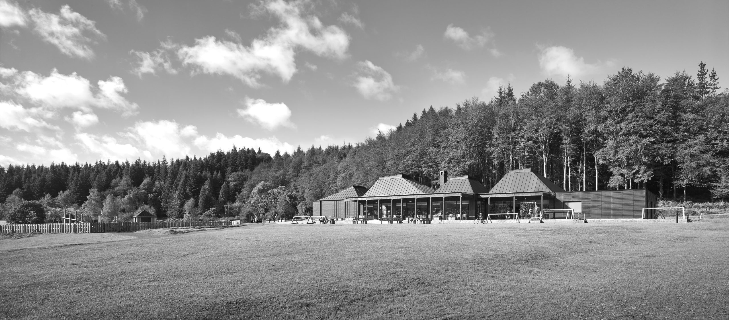 1 KVC Kirroughtree 8 BW scaled