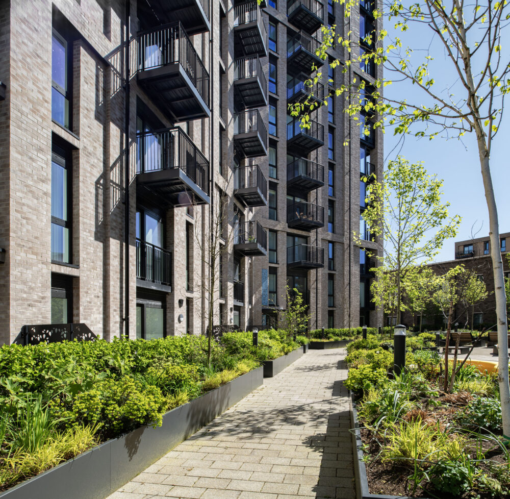 Middlewood locks image15