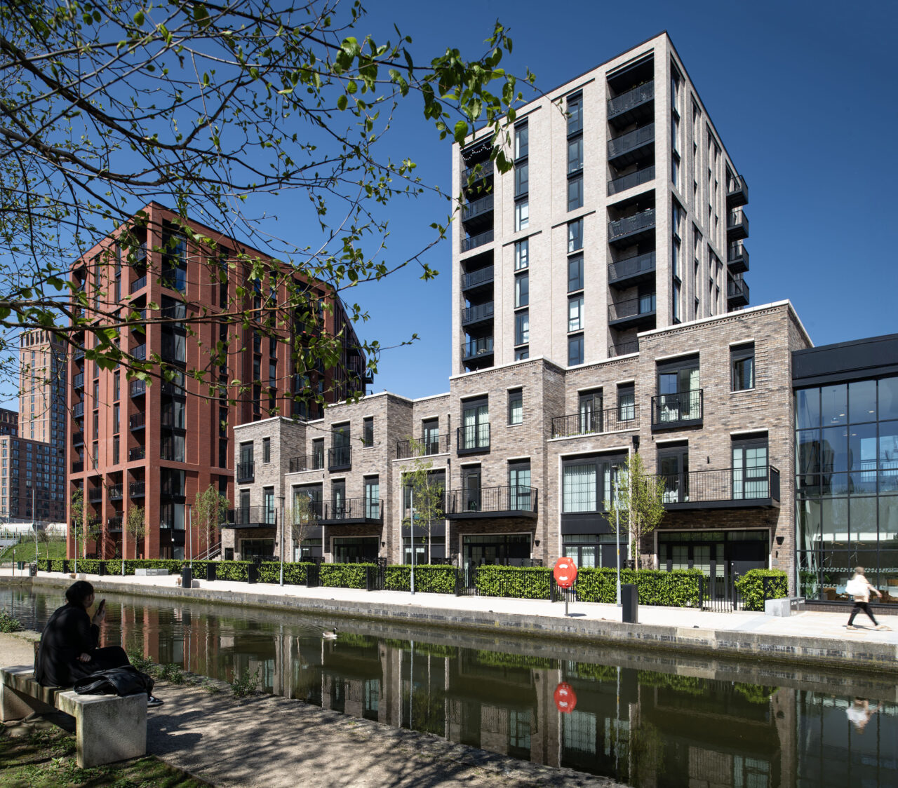 Middlewood locks image02