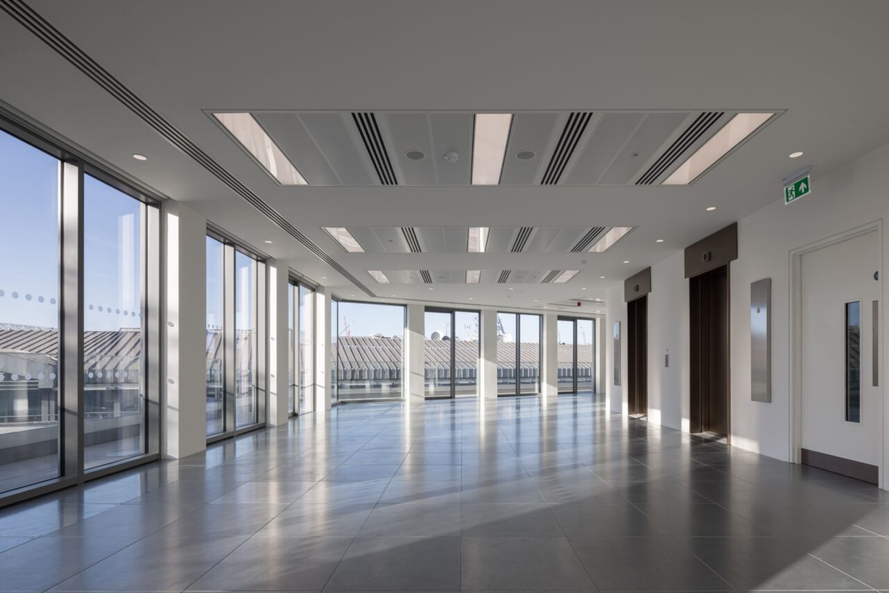 61 Curzon Street 050