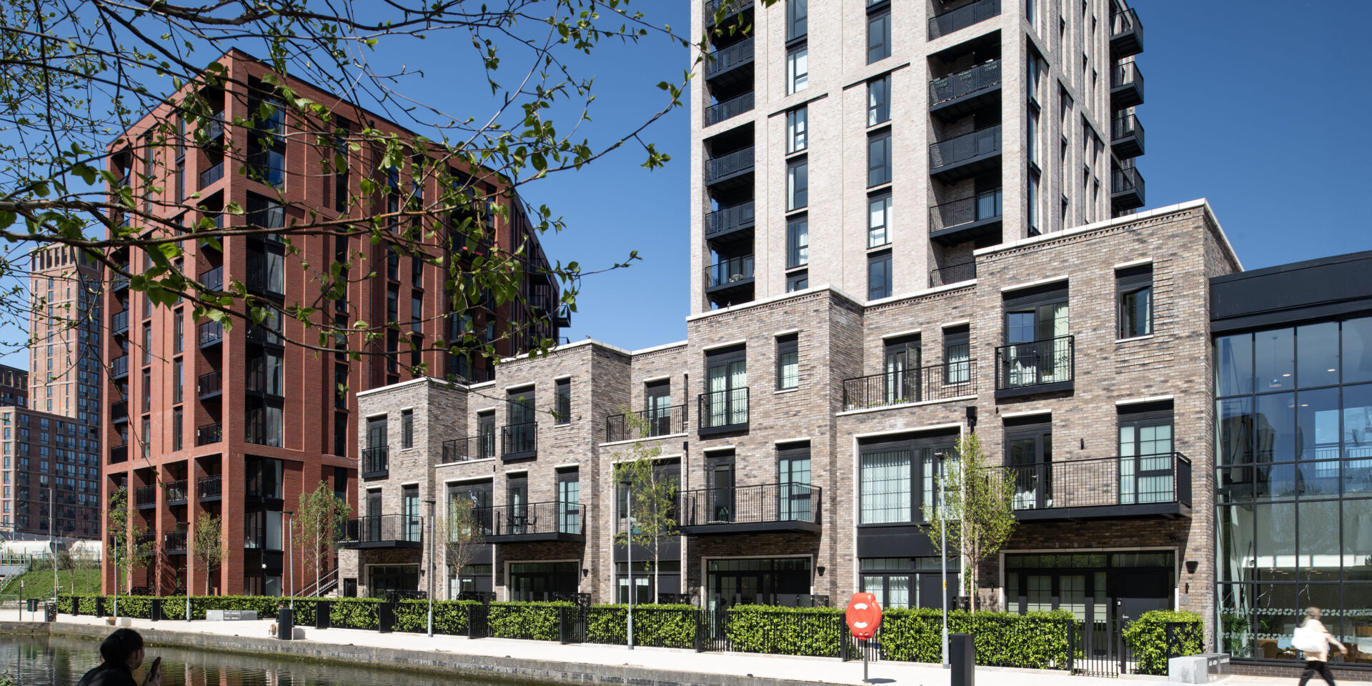 Middlewood locks image02