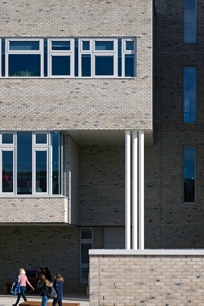 Largs campus David Cadzow Image06 800px